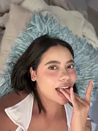 Aryrosee webcam model stream image