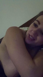 Chaud_show webcam model stream image