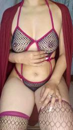Alyah webcam model stream image