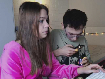 Alinalover webcam model stream image