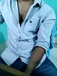 NaughtybyBorn webcam model stream image