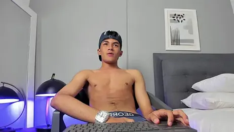 Tylerffoxx webcam model stream image