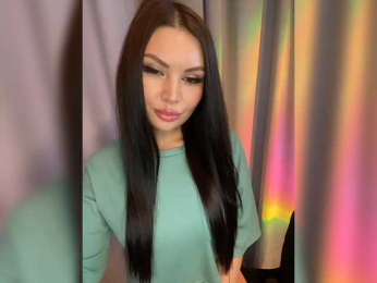 Elisandria webcam model stream image