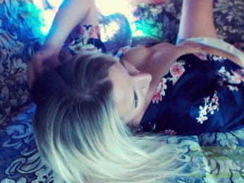 mimi_ webcam model stream image