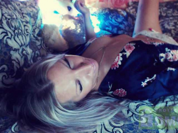 mimi_ webcam model stream image