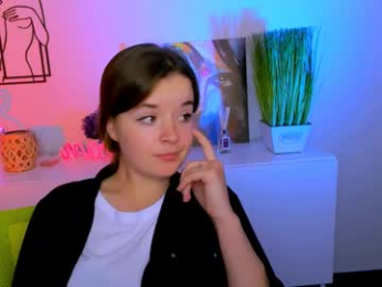 nika_still webcam model stream image