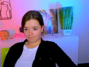nika_still webcam model stream image