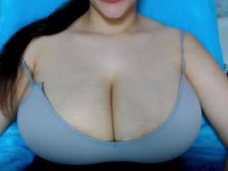 suecute webcam camsoda model stream image