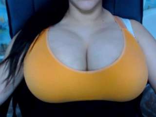 suecute webcam model stream image