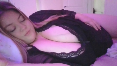 Only_Chlo webcam model stream image
