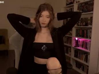 loony_moony webcam model stream image