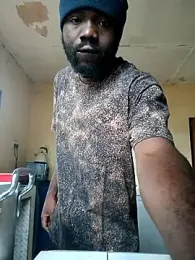 Longblackhardd webcam model stream image