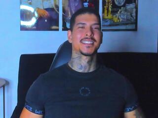 Jiro Kenji webcam flirt4free model stream image