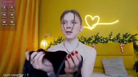 lessysweety webcam stripchat model stream image