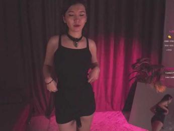 MentallyMonika webcam model stream image