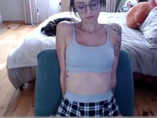 plantbabeee webcam model stream image