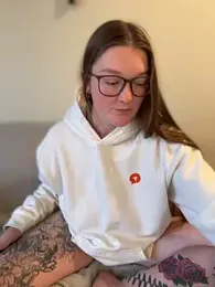 PussiesnCream_ webcam model stream image