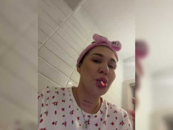 lovebarbiebig webcam model stream image