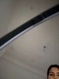 4U143 webcam model stream image