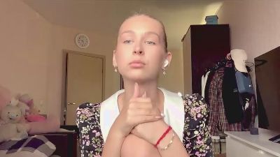LynseyPake webcam cam4 model stream image