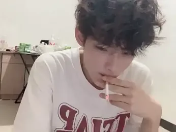 xiaochen2563 webcam model stream image