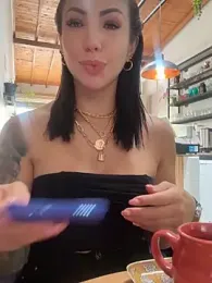 Sarahlove_90 webcam model stream image
