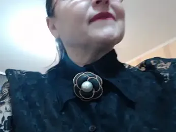 Alma44 webcam stripchat model stream image