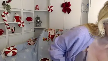 _karolynesyera_ webcam model stream image