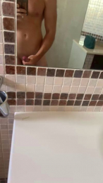 Dexiit18 webcam model stream image