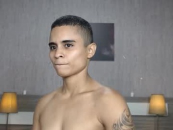 liiamthompson webcam model stream image