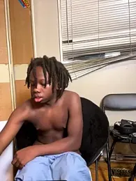 YourLittleBoyfriend webcam model stream image