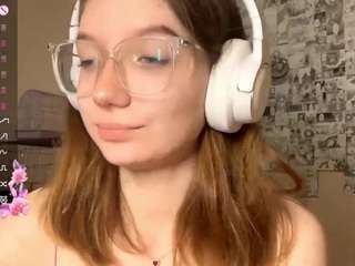 accadevon webcam model stream image