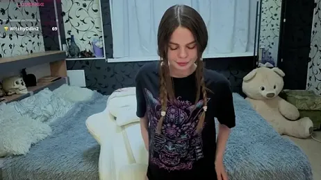 xAlisontiny webcam model stream image
