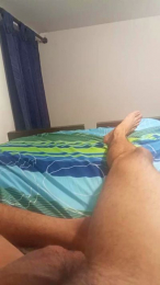 ChillWithAndrew webcam model stream image