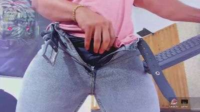 Lukee_09 webcam model stream image