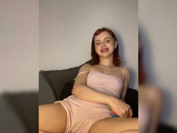 MiniRuby webcam bongacams model stream image