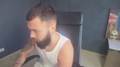 OscarWills webcam model stream image