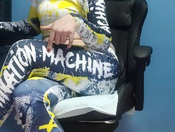 FatKika webcam model stream image