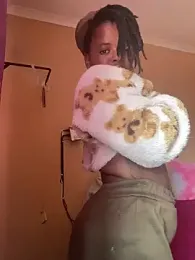 DiamondGoddes webcam model stream image