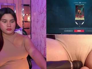 sarahillgames webcam model stream image