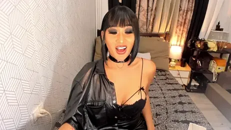 LegendaryNicole webcam model stream image