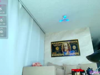 linda_xx90 webcam model stream image