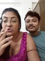 LAVERNIYA_ webcam stripchat model stream image