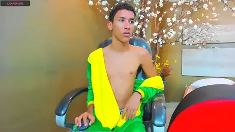 Brown_Sliim webcam model stream image