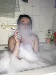 BubblesLovexox webcam model stream image