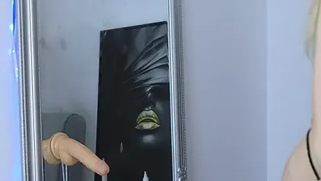 JuliaJuliette webcam model stream image