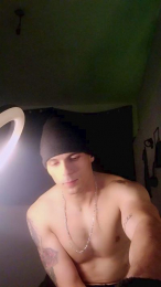 Zyonprive webcam model stream image