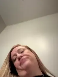 cinnatitties webcam model stream image