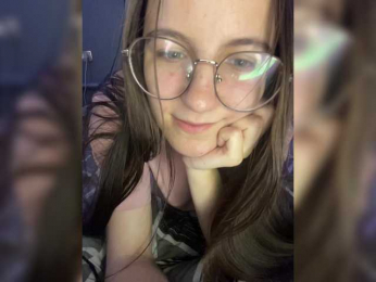 sweet-kiss22 webcam model stream image