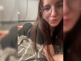 sweet-kiss22 webcam model stream image